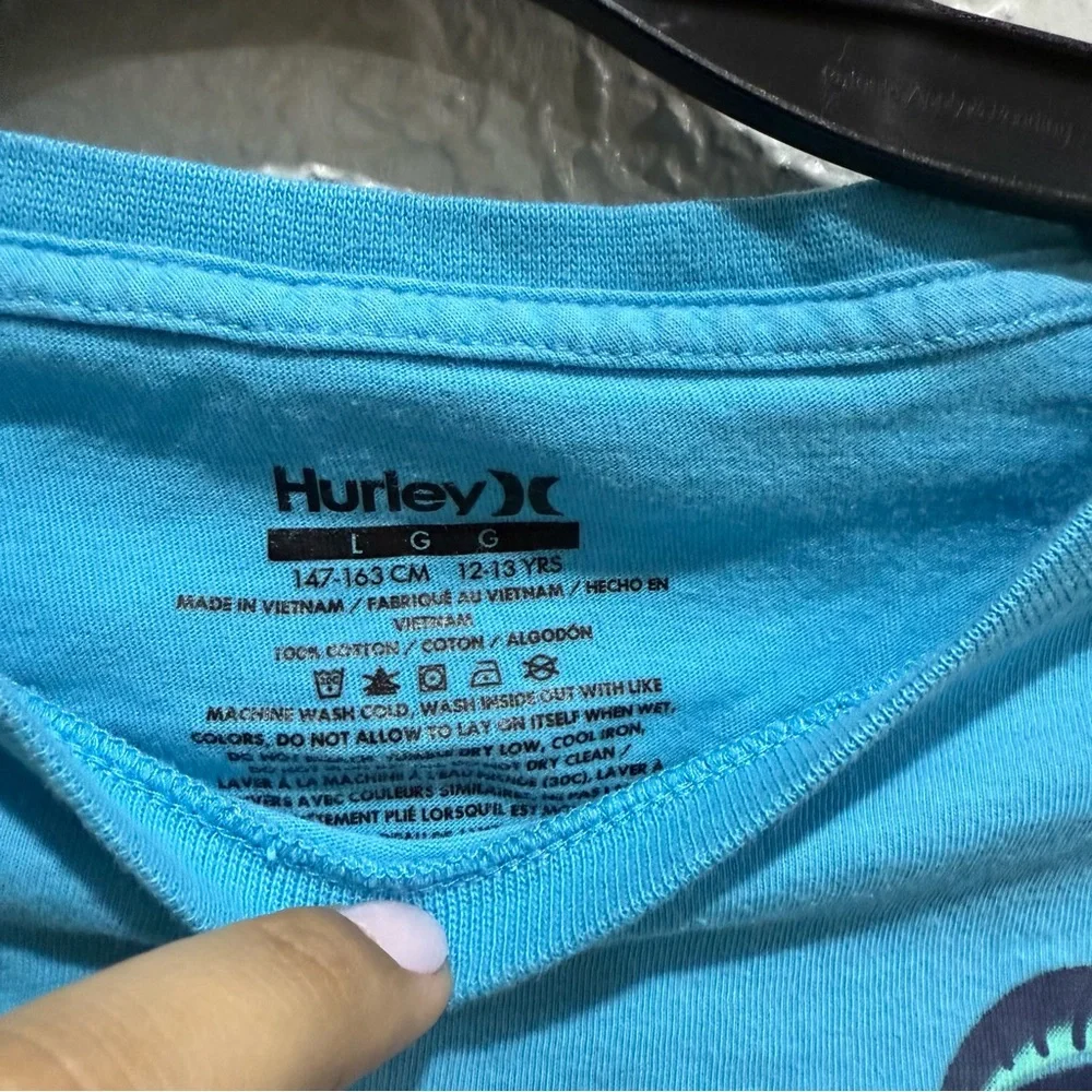 Hurley Boys Graphic Logo Short Sleeve Shirt Large 12 13 years